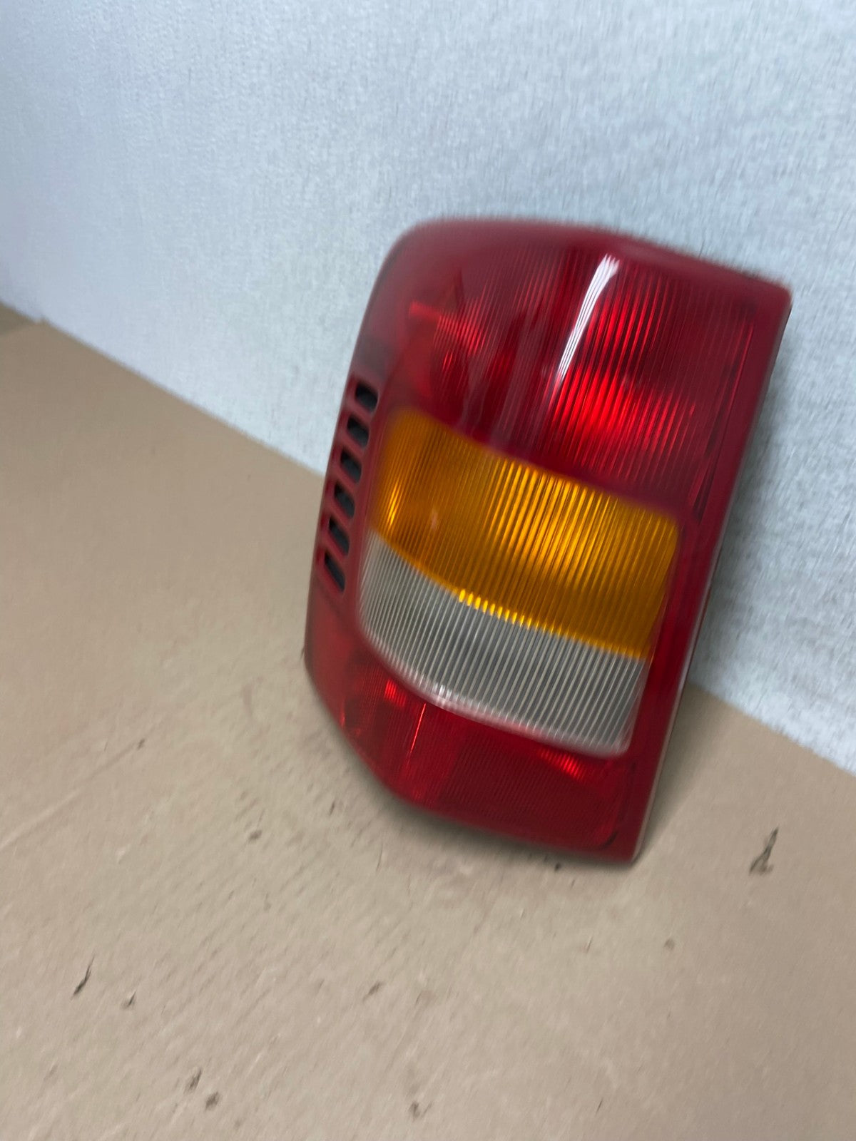 1999 - 2004 Jeep Grand Cherokee WJ Left Driver Lh Tail Light DEPO AG6664 LK1