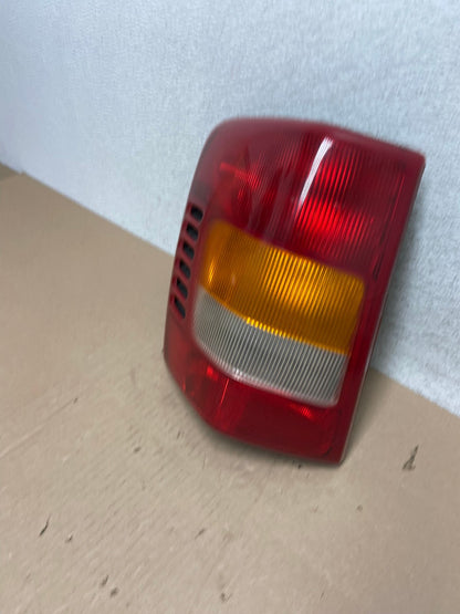 1999 - 2004 Jeep Grand Cherokee WJ Left Driver Lh Tail Light DEPO AG6664 LK1