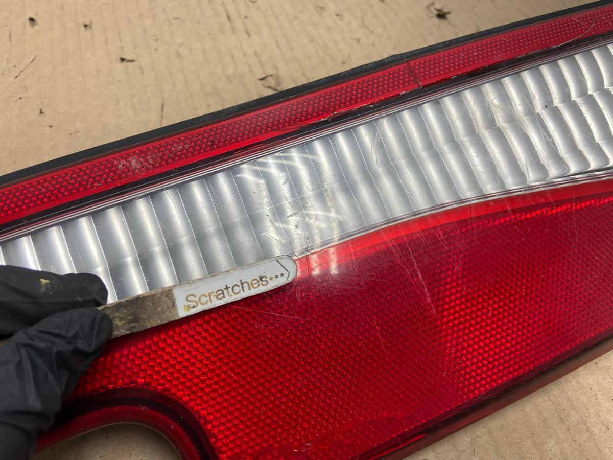 1996 to 1998 Mercury Villager Right Passenger Side Inner Tail Light AH59143