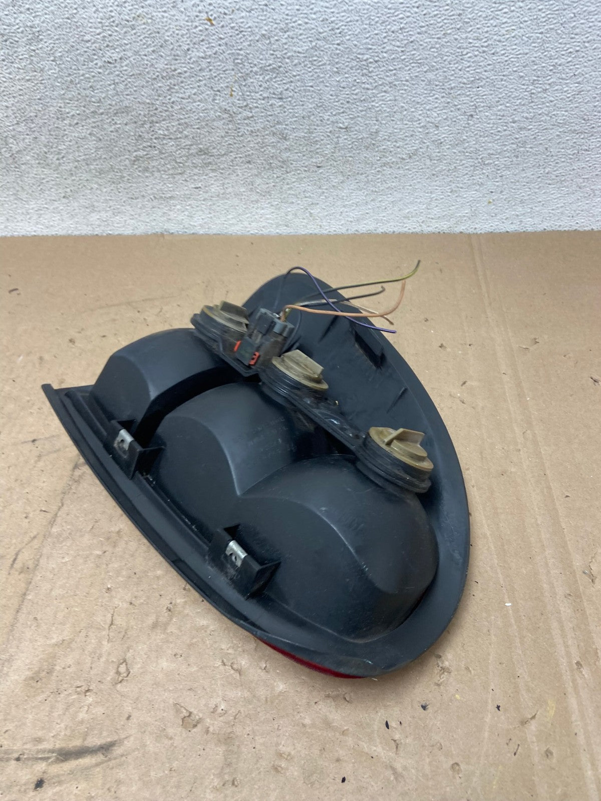 1998 to 2003 Dodge Durango Tail Light Right Passenger RH Side AG4839 LK6