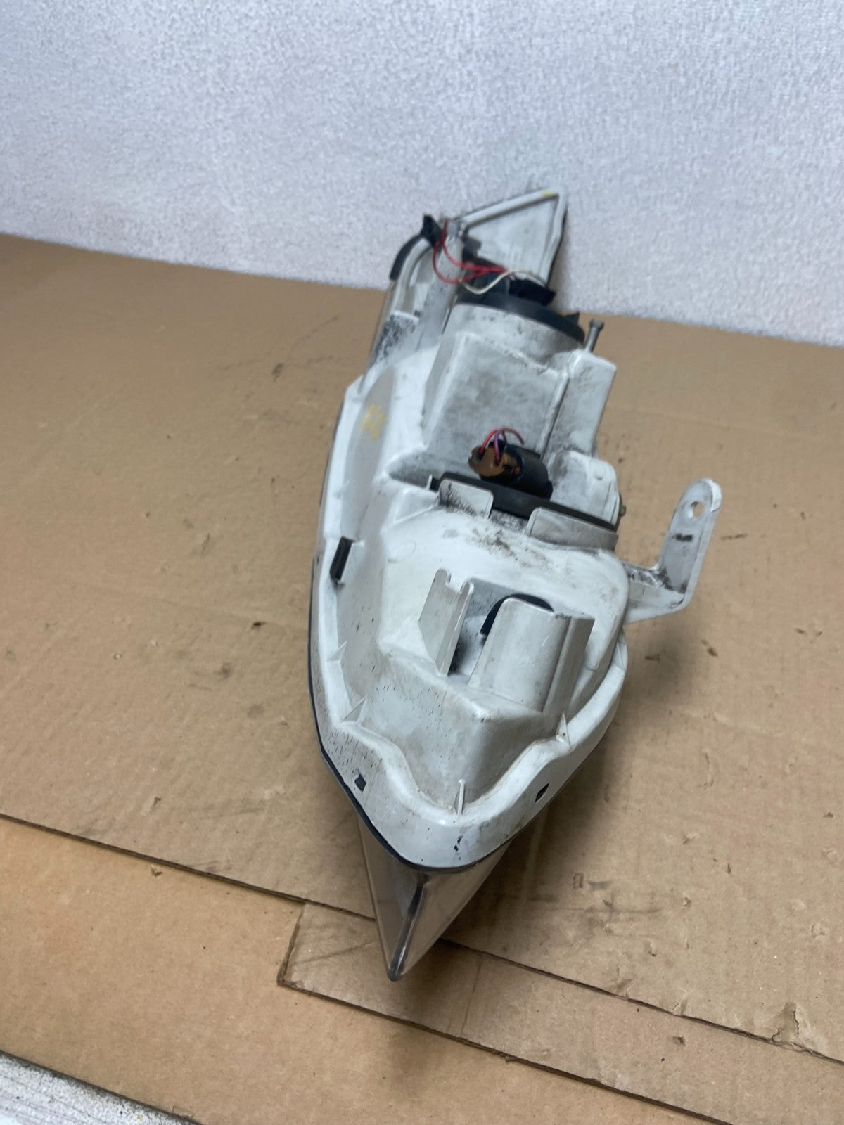 1997-2001 Lexus Es300 Left Driver Side Headlight Halogen Oem AB6176 DW6
