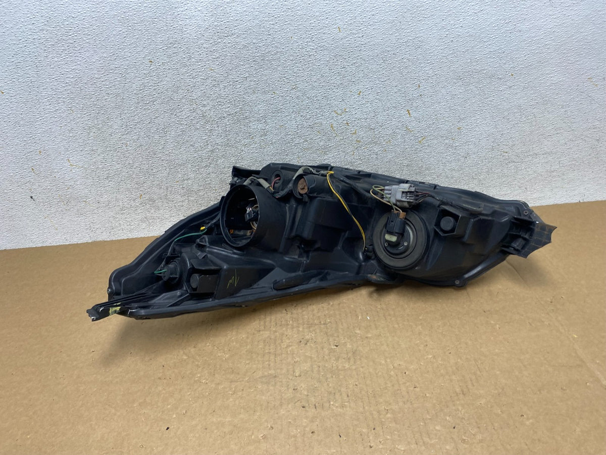 2013 - 2014 Subaru Legacy Outback Right Passenger Headlight AI3419 DW7