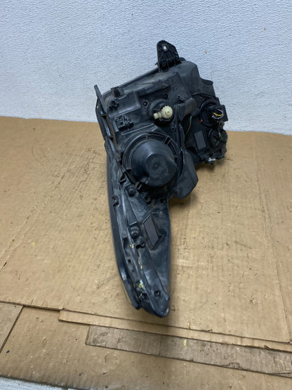 2013 to 2018 Cadillac Ats Left Driver LH Side Halogen Headlight AD1430 DW8