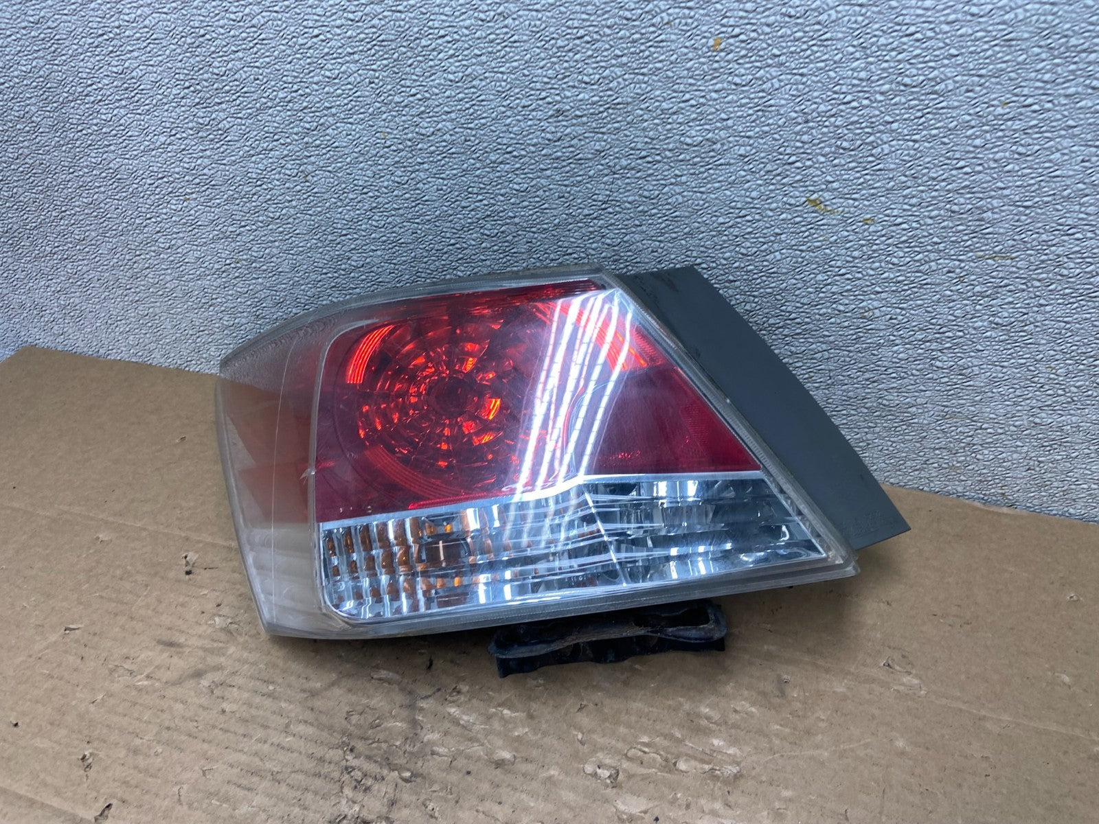 2008 to 2012 Honda Accord Sedan Tail light Left Driver LH Side AB4675 LK1