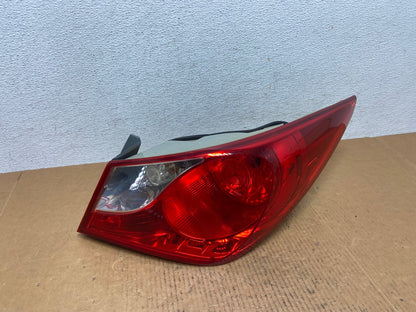 2011 2012 2013 Hyundai Sonata Right Passenger RH Tail Light AE0481 LK0