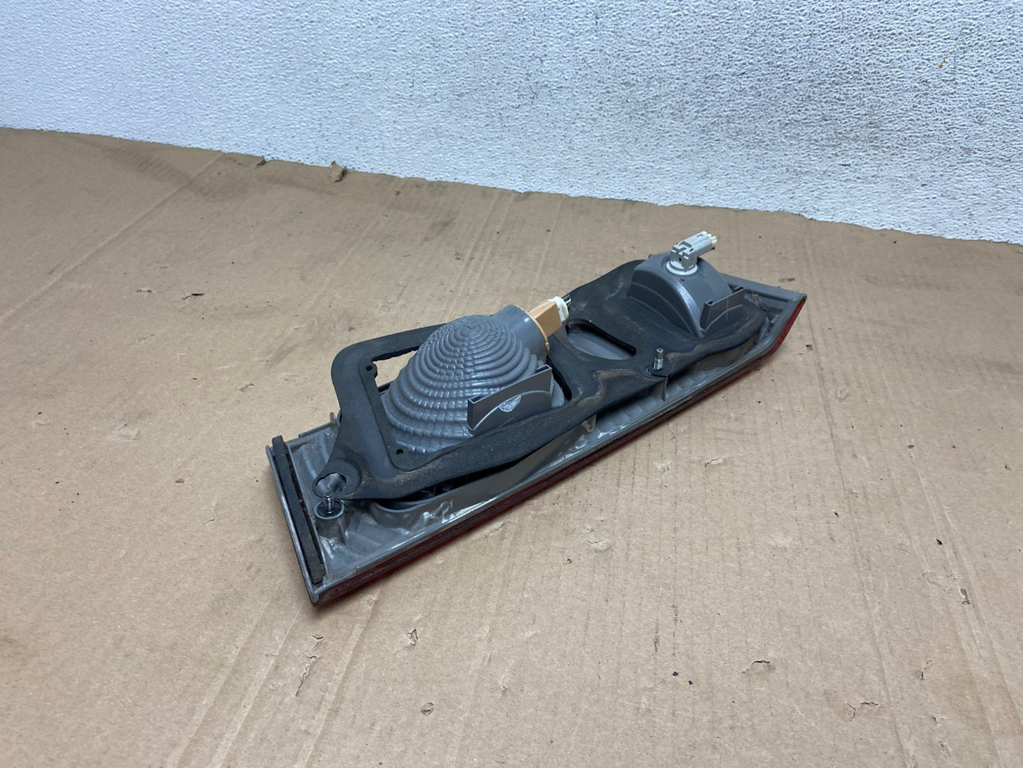 2000-2001 Toyota Camry Tail Light Left Driver LH Side Inner AE9133 LK4