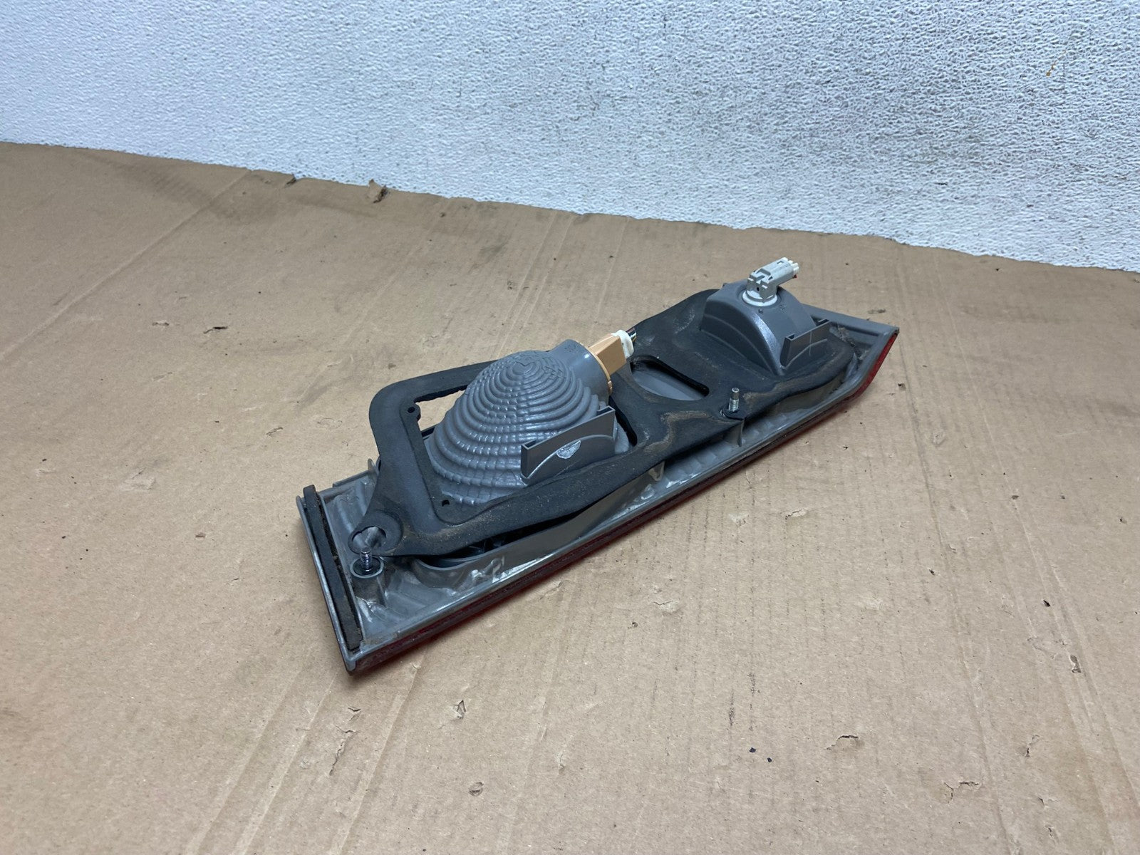2000-2001 Toyota Camry Tail Light Left Driver LH Side Inner AE9133 LK4