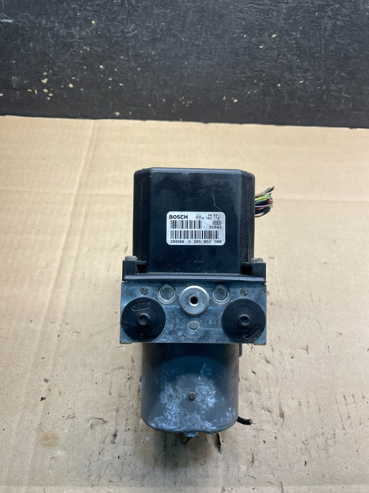 BMW E46 325xi 330xi ABS Anti Lock Brake Pump 3451 6762113 w6645 DG0