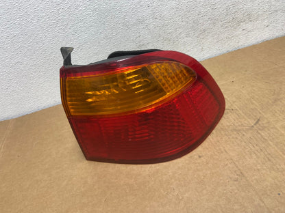 1999 2000 Honda Civic Sedan Right Passenger RH Side Tail Light AD5429 LK0