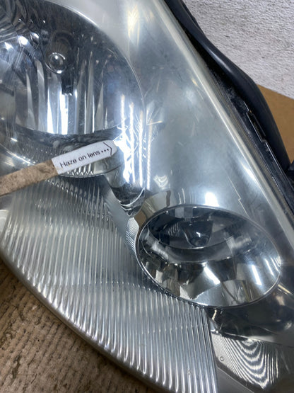 2006 to 2010 Toyota Sienna Right Passenger Rh Side Headlight Halogen AE1600 DW4