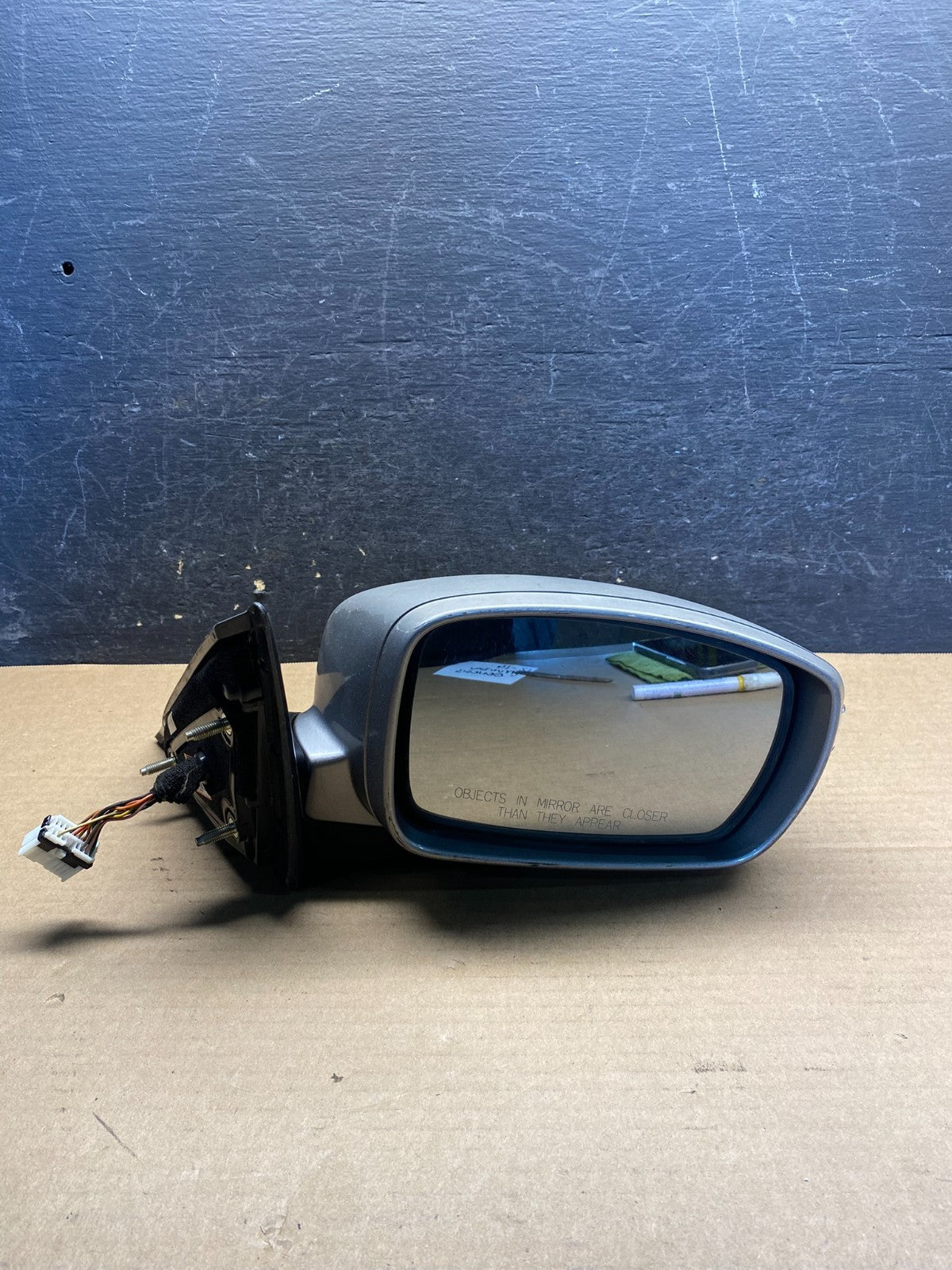 2009 to 2014 Hyundai Genesis Sedan Right Passenger RH Door Mirror AI0020 DW9