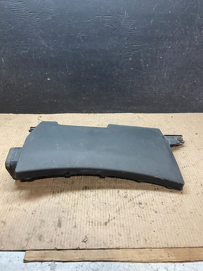 2006 to 2007 Infiniti m35 air intake manifold box inlet housing OEM I78940