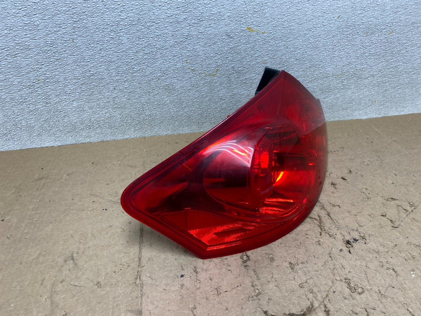 2007 to 2013 Infiniti G35 G37 Sedan Left Driver LH Side Tail Light Oem X2439 DW2