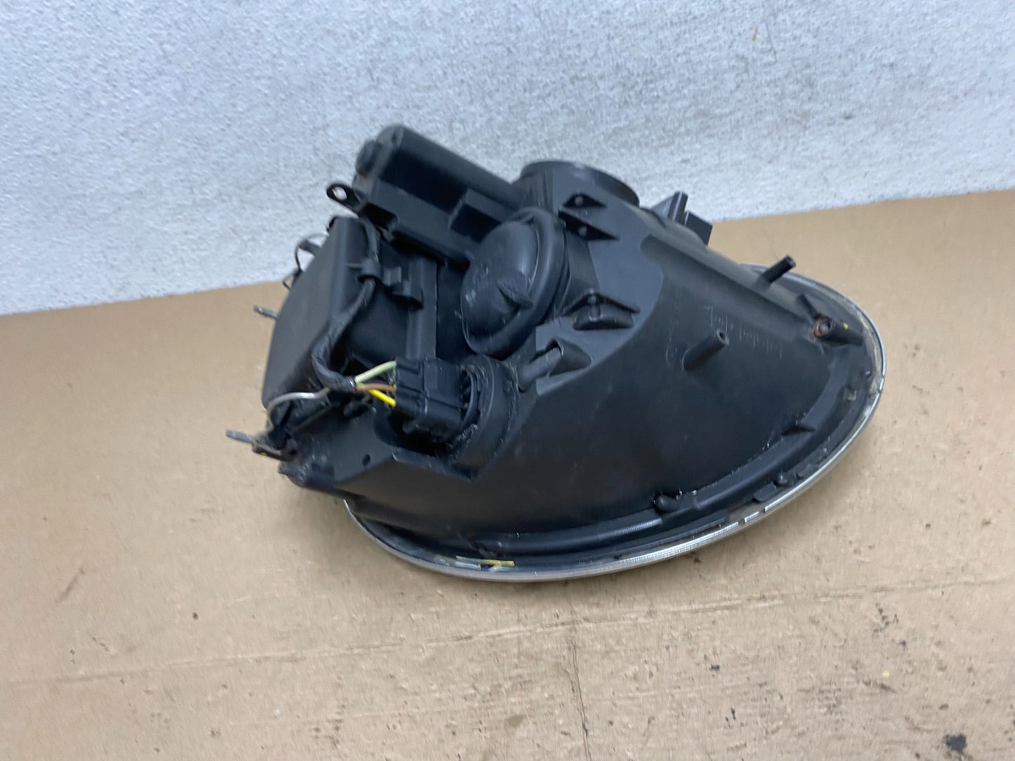 2005 to 2008 Mini Cooper Left Driver LH Side Headlight Halogen AF5020 DW6