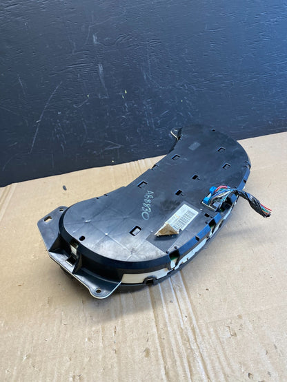 2002-2004 Silverado/Sierra/Yukon/Tahoe Speedometer Instrument Cluster AB8830 DG3