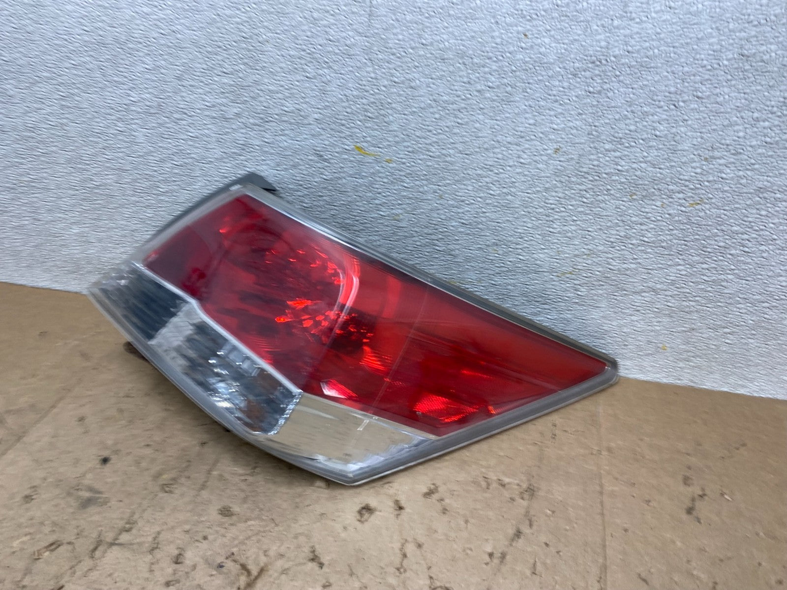2008 to 2012 Honda Accord Sedan Tail light Right Passenger RH Side X2348 DW1