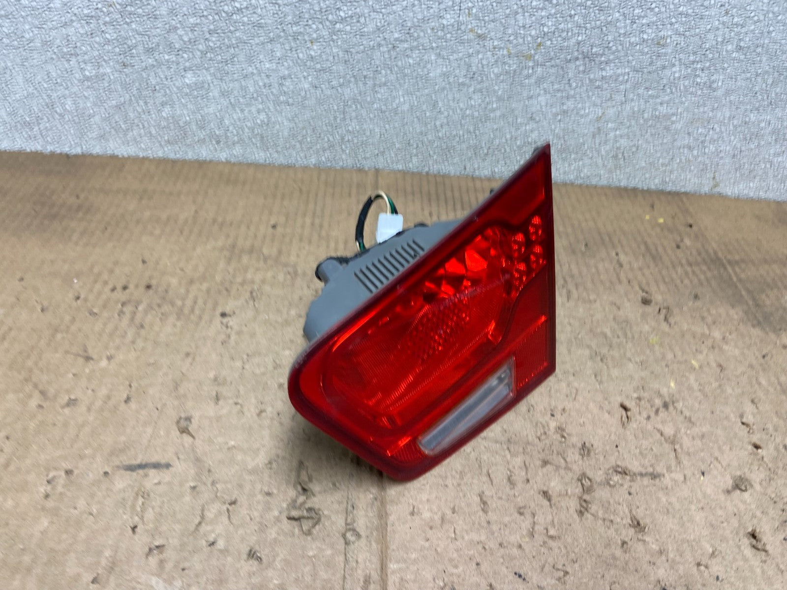2010 to 2013 Kia Forte Right Passenger RH Side Tail Light Inner AA7078 DW2