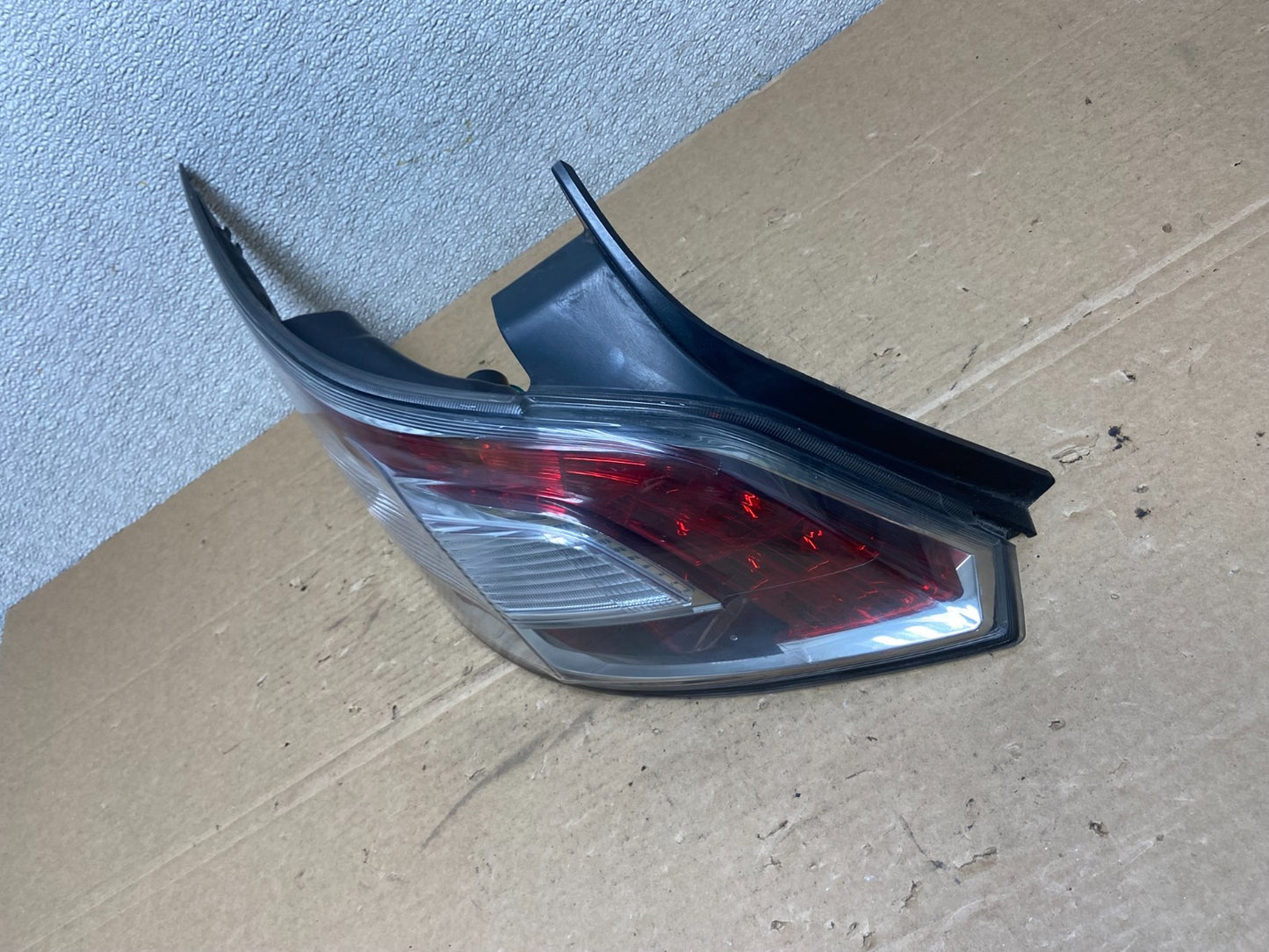 2012 2013 2014 Nissan Maxima Left Driver Lh Side Tail light AB4628 LK1