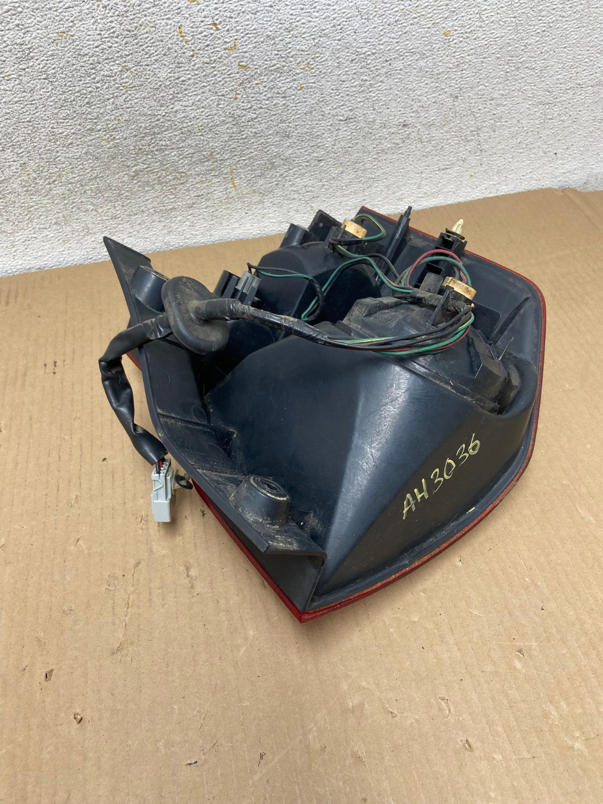 2003 to 2008 Honda Element Left Driver LH Side Tail Light AH3036 LK7