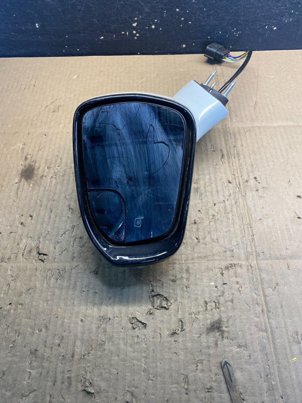 2016-2020 Ford Fusion Left Driver LH View Power Door Heated Mirror OEM AA7533 DG10