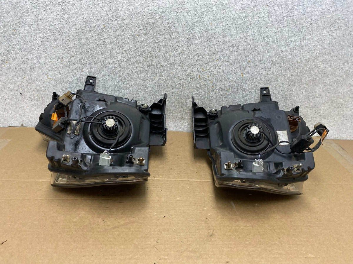 2009 to 2014 Ford F-150 F150 Left+Right Halogen Headlights AH7759 DW8