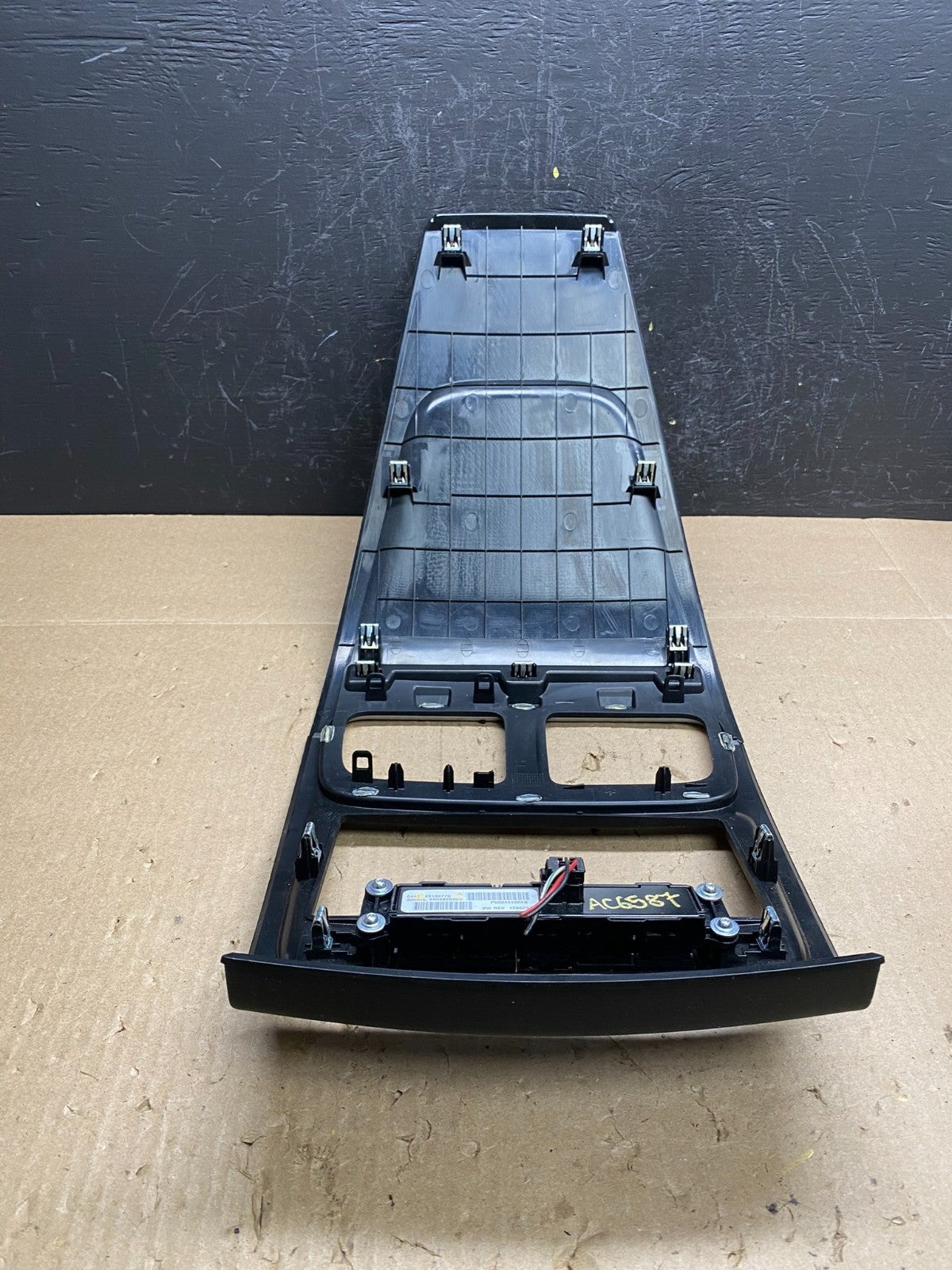 2011 - 2014 Chrysler 200 Dash Radio Bezel Trim Clock Hazard Bezel AC6587 DG4