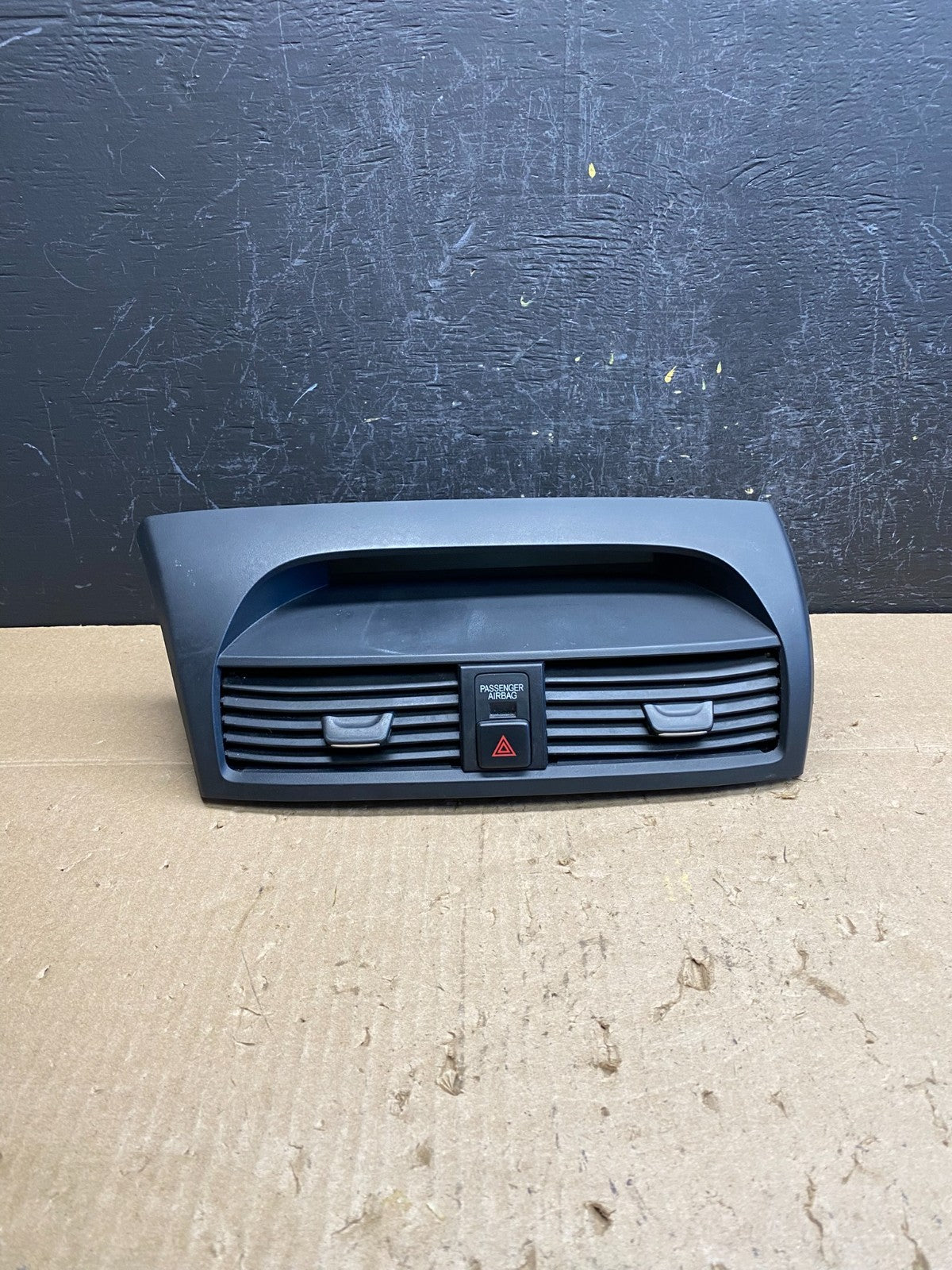 2004 to 2008 Acura TL Front Dash Dashboard AC Center Clock Air Vent ac6781 DG0