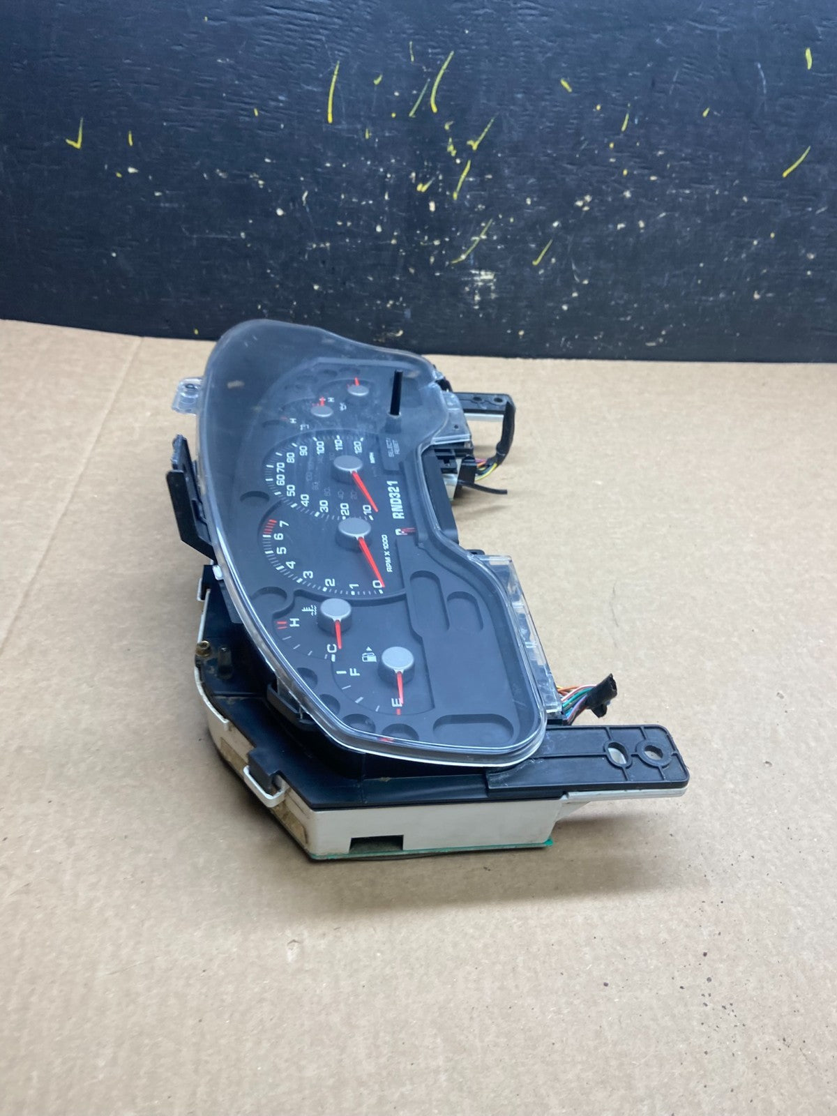 2004 2005 Ford Explorer Speedometer Cluster Gauge Oem x6514 DG2