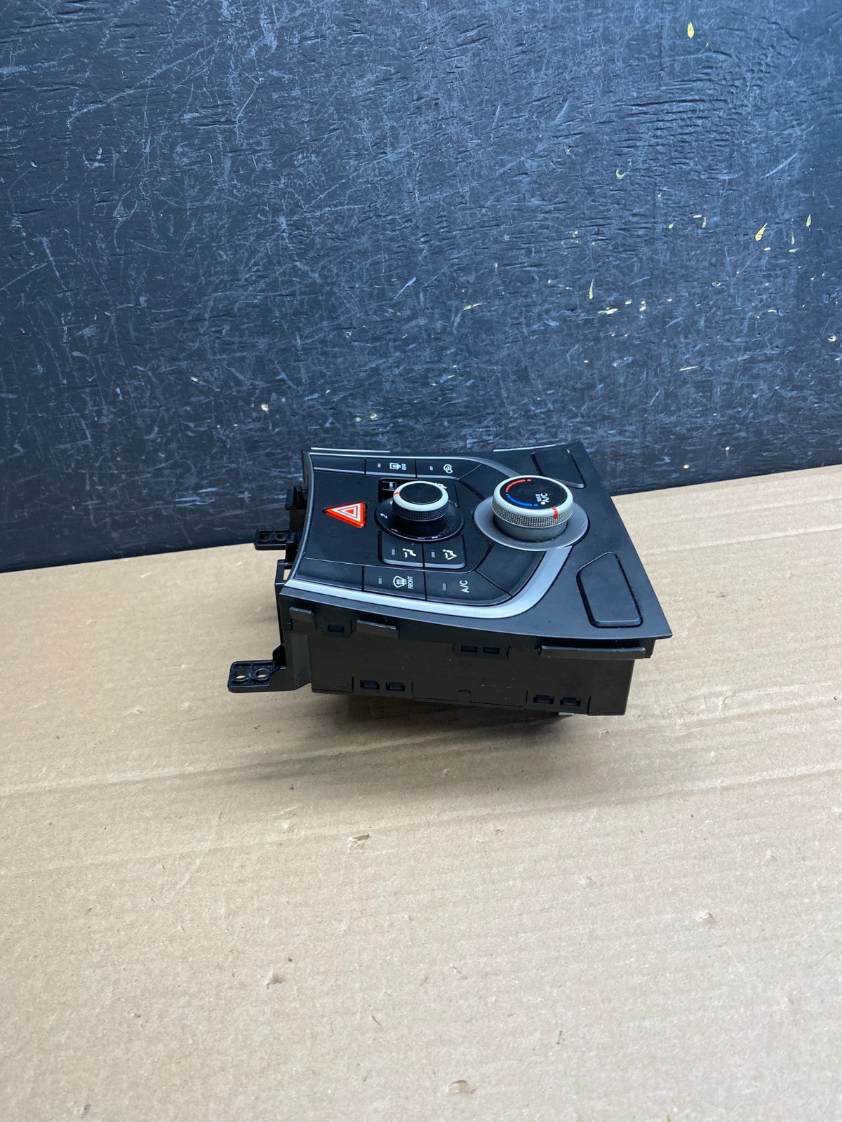2011 - 2013 Hyundai Elantra Center Heater A/C AC Climate Control Panel AG0043 DG1