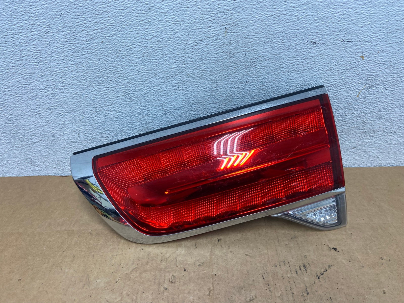 2011 to 2015 Lincoln MKX Right Passenger RH Side Inner Tail Light AD4609 LK0