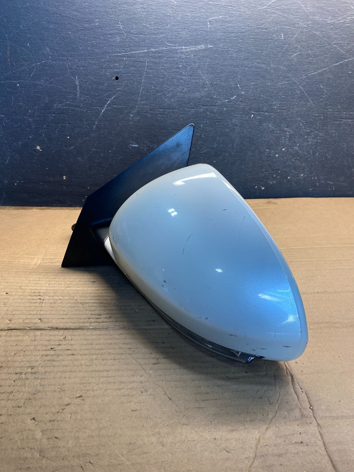 2008-2012 Buick Enclave Left Driver Heat Door Heated Mirror OEM AA5627 MS2
