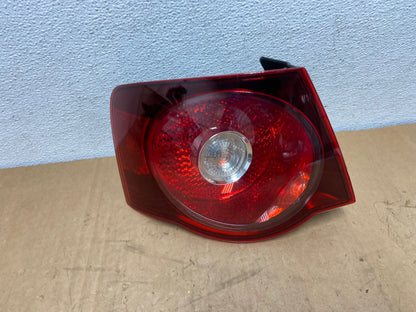 2008 2009 2010 Volkswagen Jetta Left LH Side Tail Light AD1264 LK0