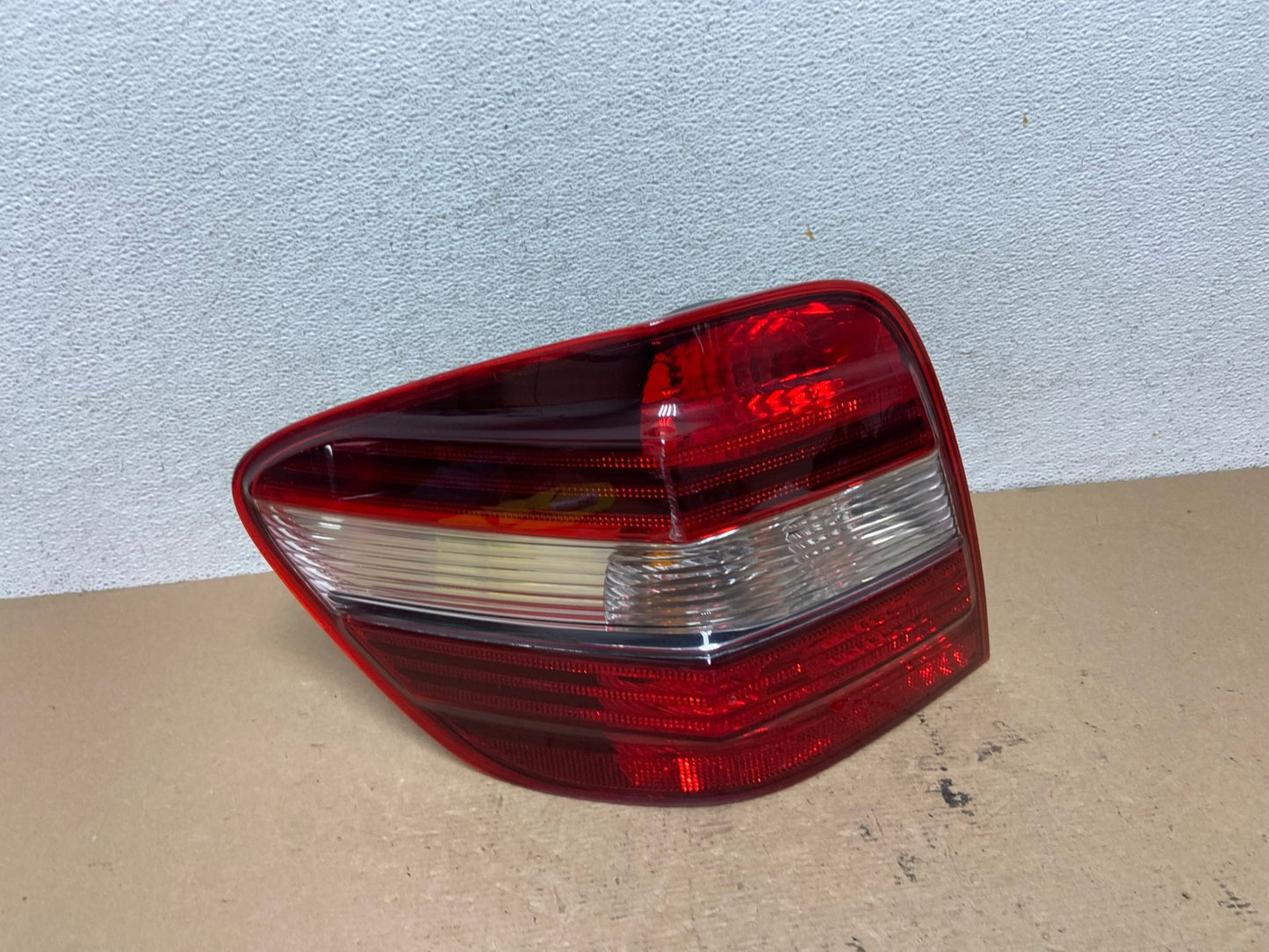 2009 to 2011 Mercedes ML350 ML-Class Left Driver Side LH Tail Light AF4860 LK0
