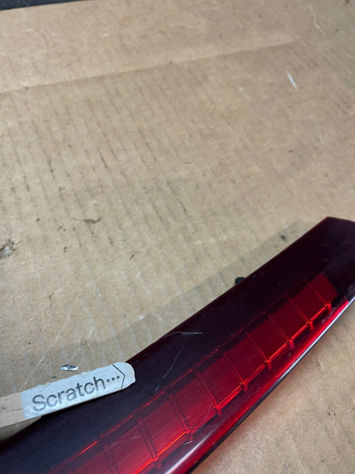 2008-2013 Cadillac Cts Sedan Trunk Lid 3rd Third Brake Tail Light aa9129 DG6