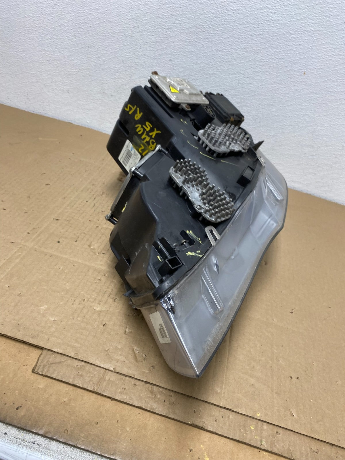 2011 to 2013 BMW X5 Right Passenger RH Side Headlight Xenon HID OEM AC3836 DW11