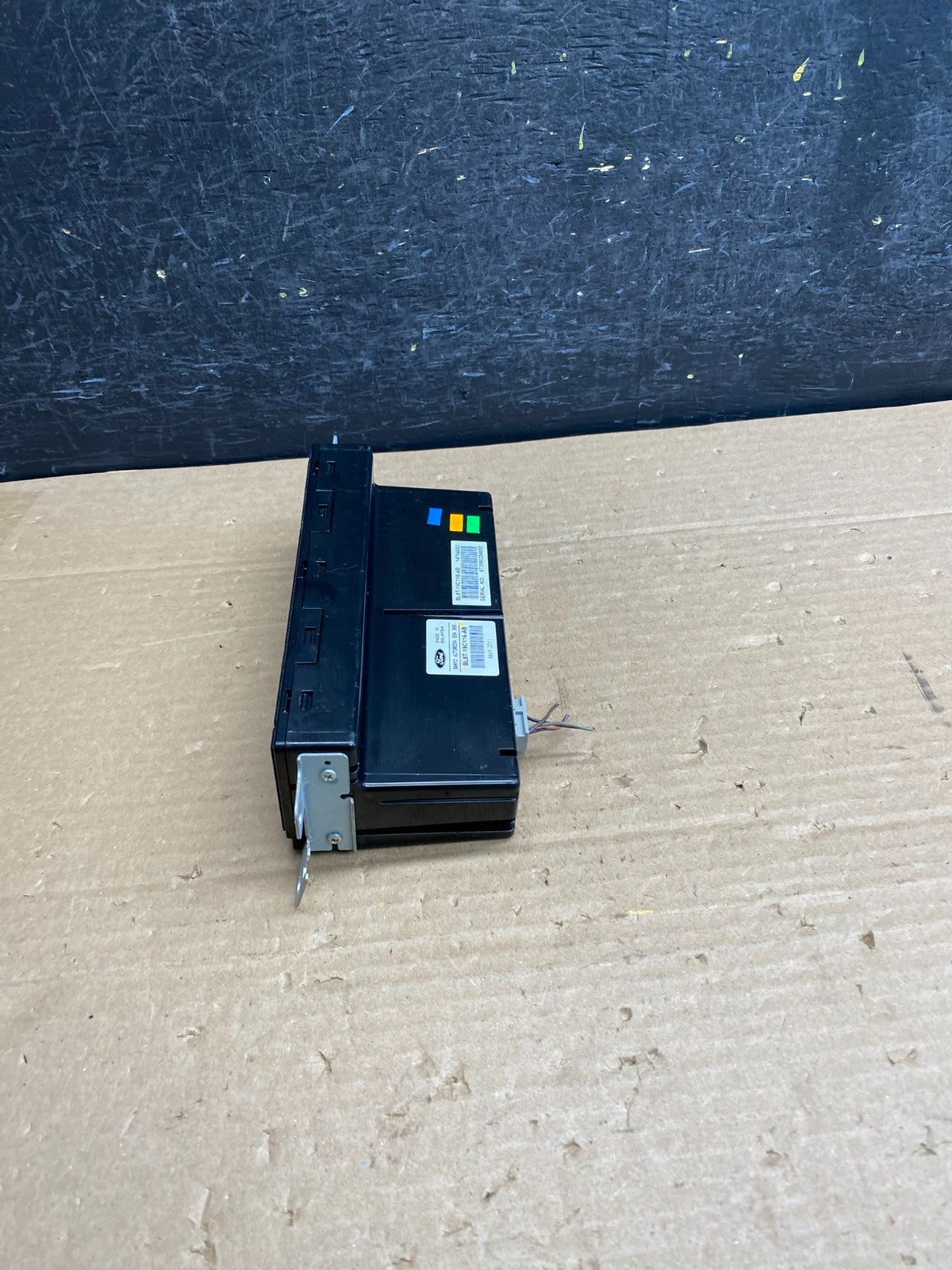 2008-2012 Ford Escape Mariner Dash Clock Display Information Screen AG63182