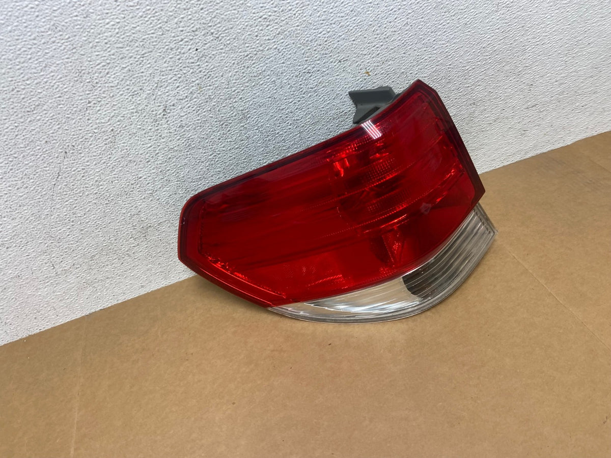 2008 2009 2010 Honda Odyssey Left Driver LH Side Tail Light AE2888 LK2