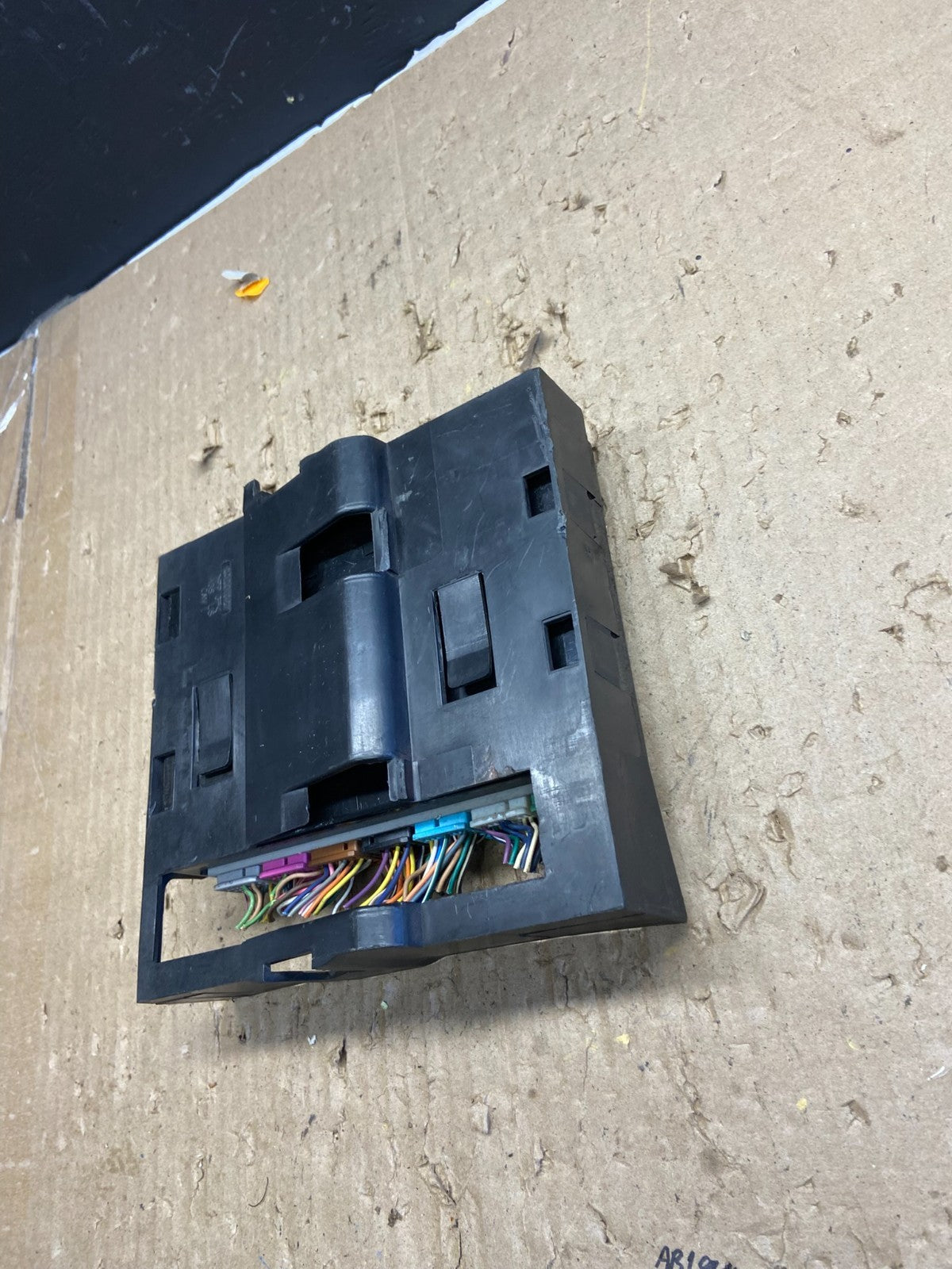2013 - 2016 Chevrolet Impala Body Control BCM Module OEM AB5793 DG1