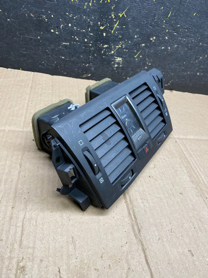 2006 to 2011 Cadillac DTS Dash Center Air Vent Heater Bezel AA4721 DG2