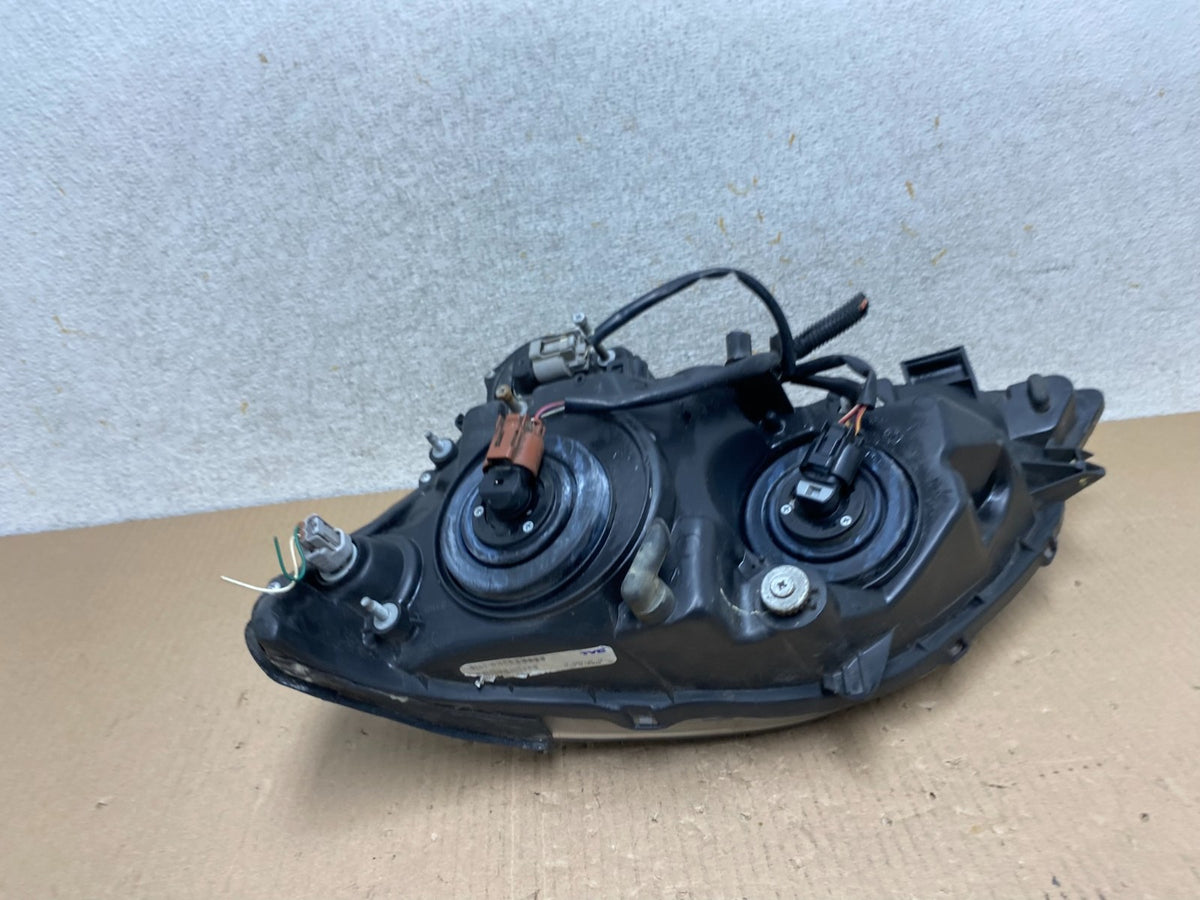 1999 to 2003 Lexus RX300 Right Passenger Headlight Halogen TYC AJ2579 DW8