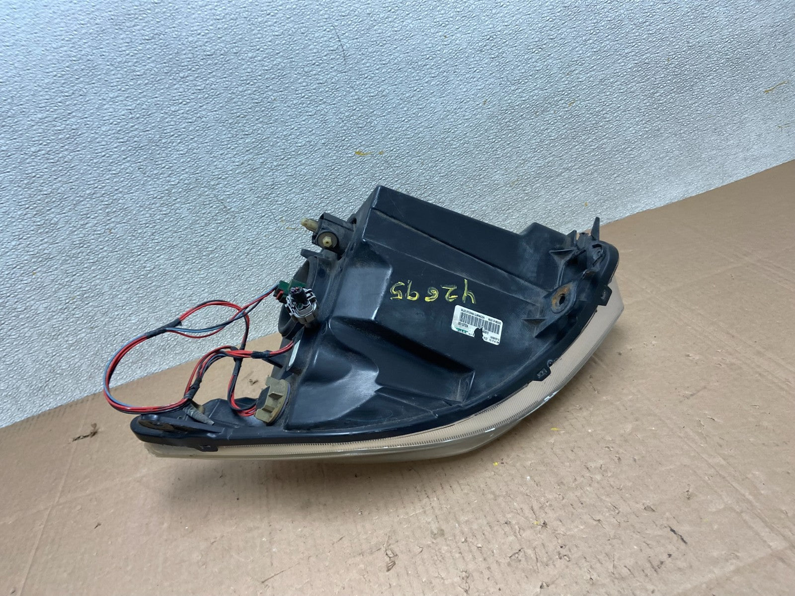 2010 2011 2012 Nissan Sentra Halogen Right Passenger RH Side Headlight AD1151 DW6
