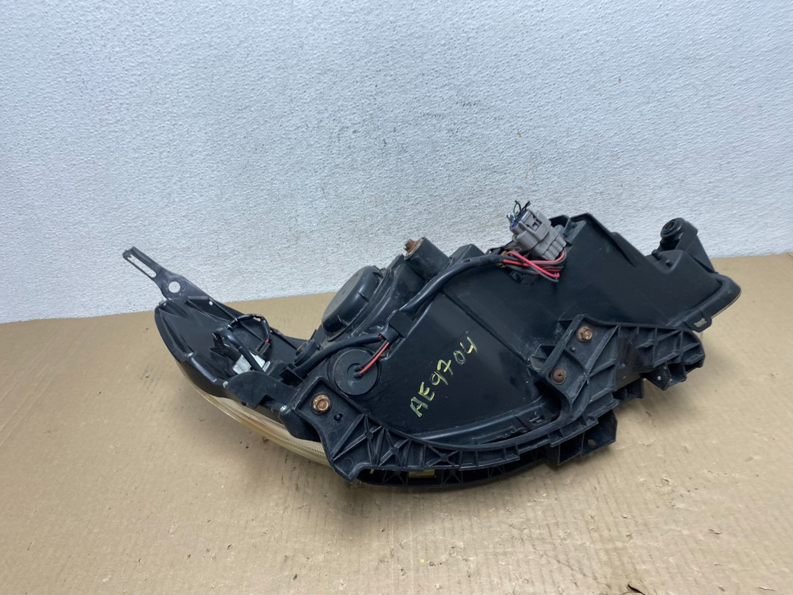 2009-2013 Subaru Forester Left Driver LH Halogen Headlight AE9704 DW7