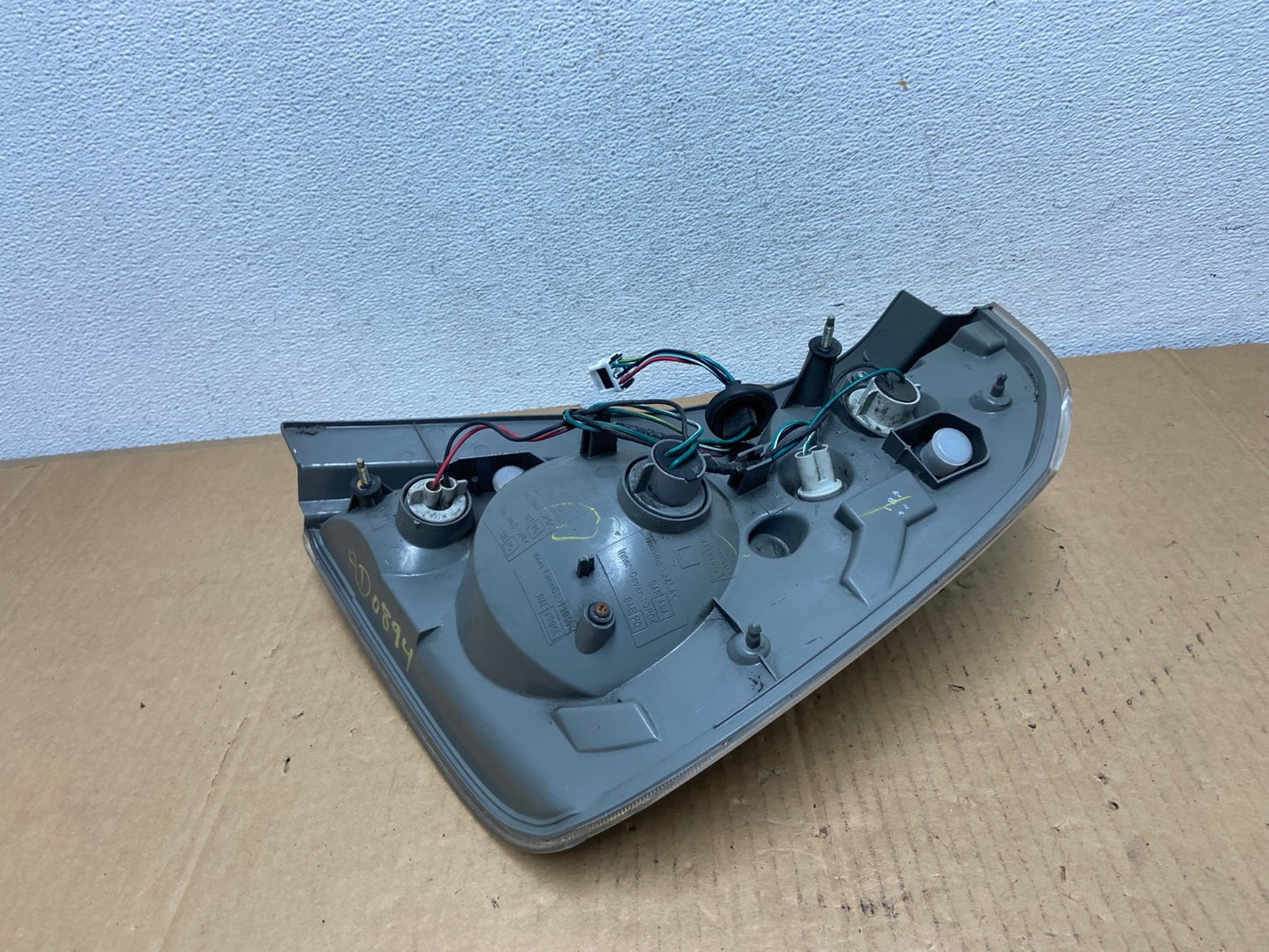 2005 to 2006 Nissan Altima Left Driver Side Tail Light AD0894 LK7
