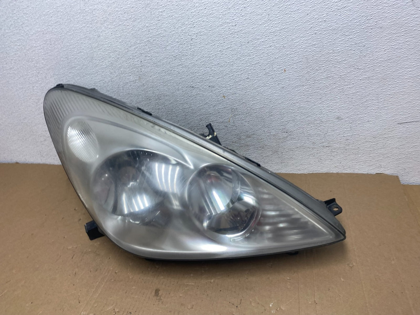 2002 - 2004 Lexus Es300 Es330 Right Passenger Headlight Hid Xenon AD7944 DW1