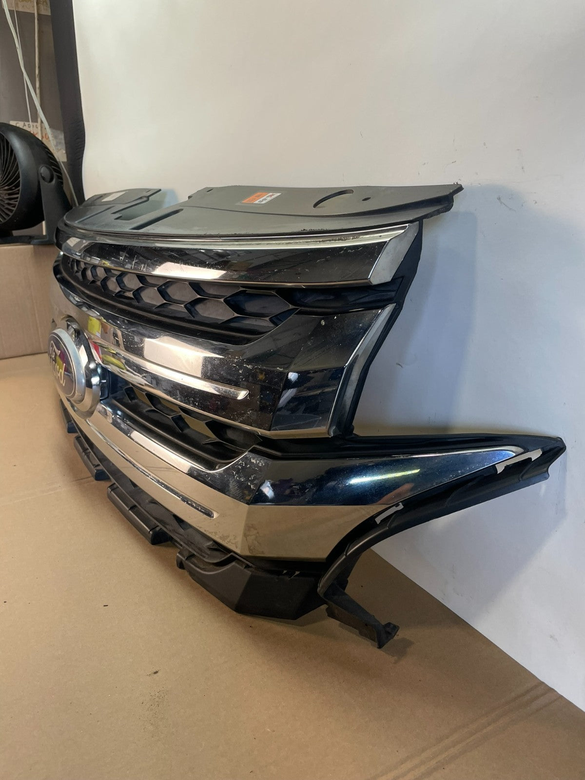 2011 2012 2013 Ford Edge Front Upper Chrome Grille Grill AG2568 MS1