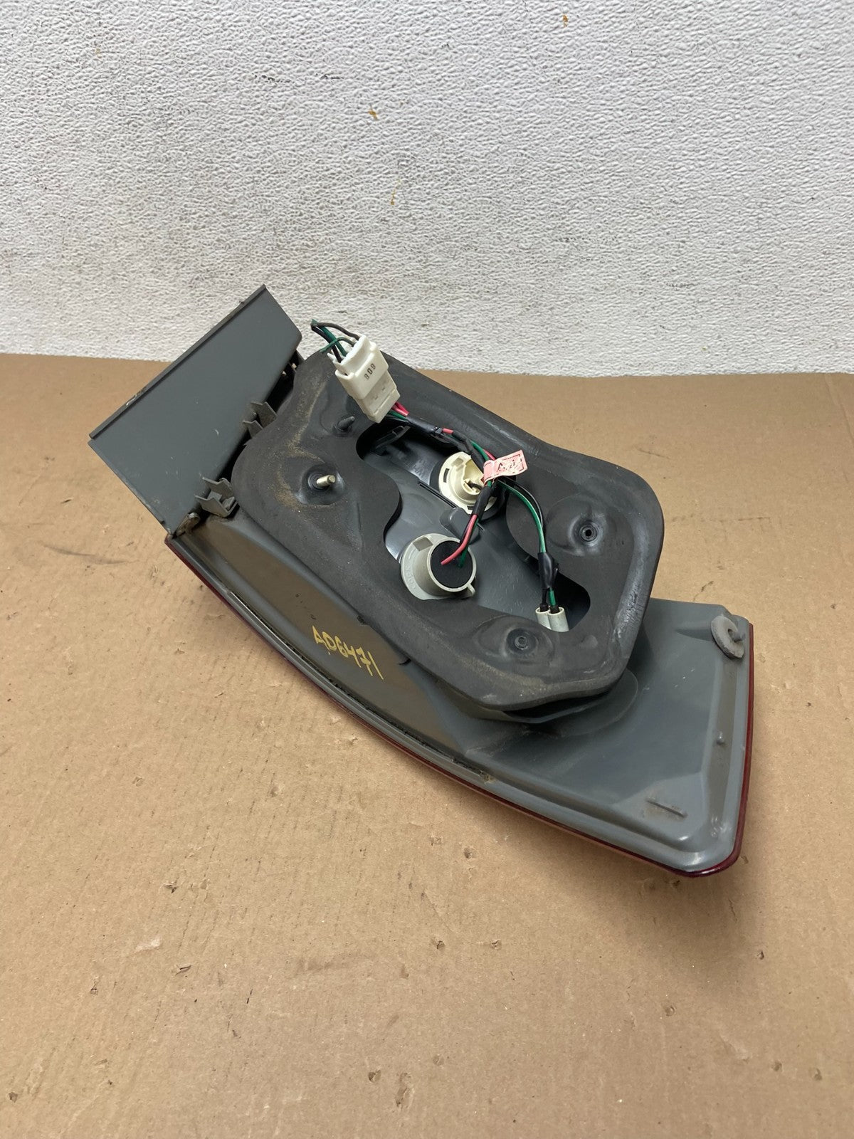 2006 2007 2008 Hyundai Sonata Right Passenger Rh Side Tail Light AD6471 DW6