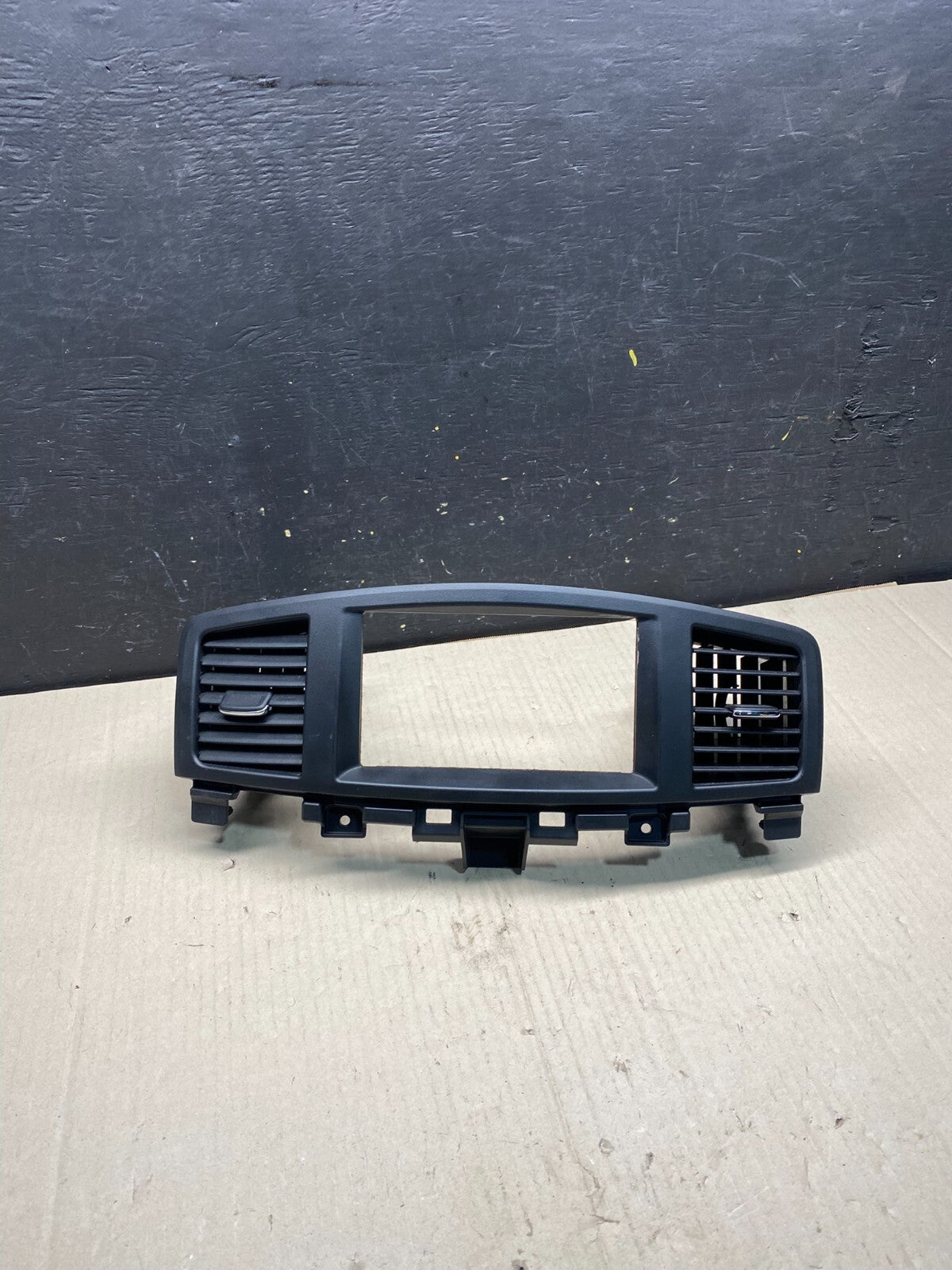 2011 to 2017 Nissan Quest Center Radio Trim Dash Panel Bezel Oem O1687 DG0