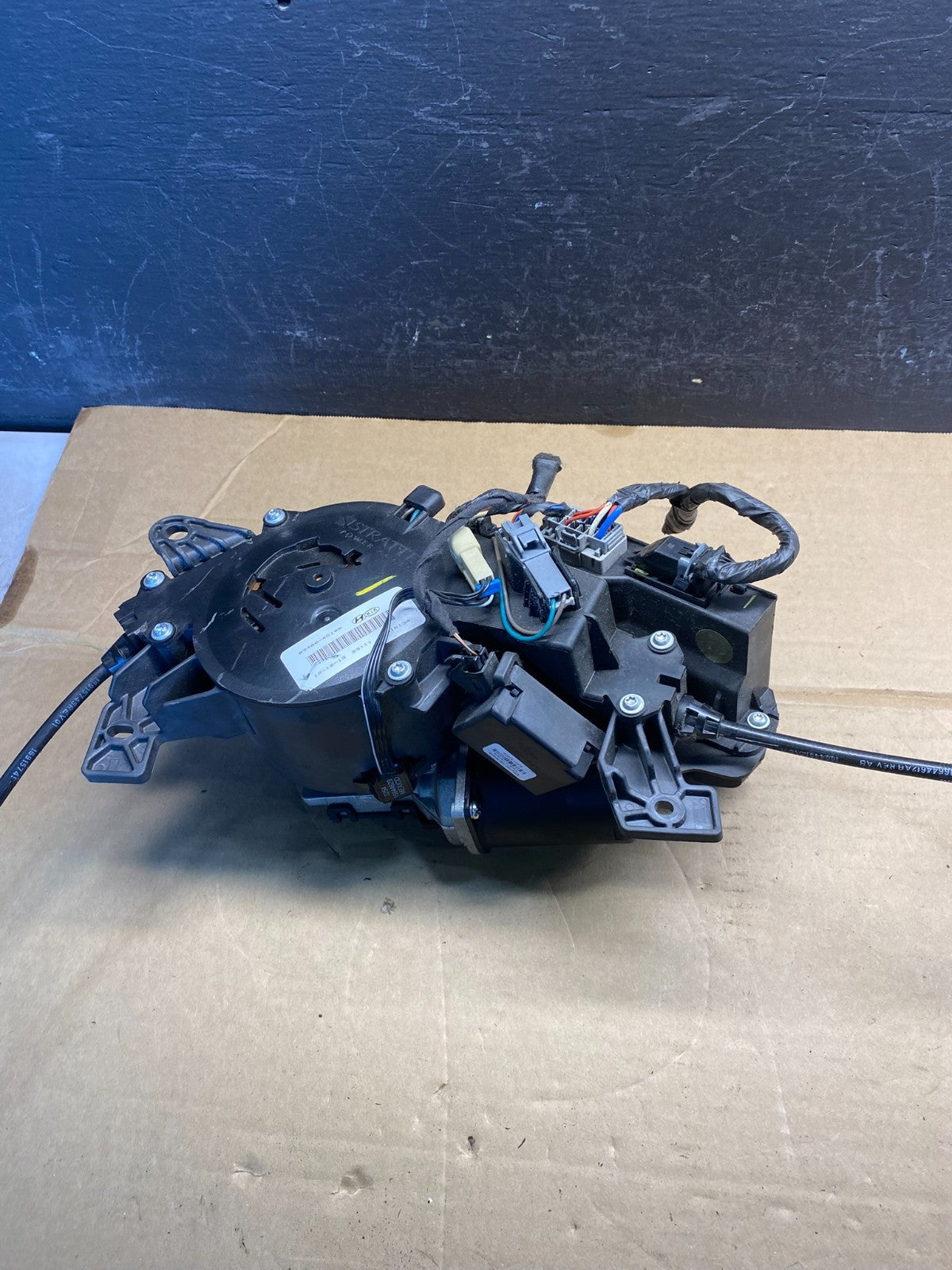 2007-2014 Kia Sedona Right Electric Power Sliding Door Motor Regulator ad3527 DG3
