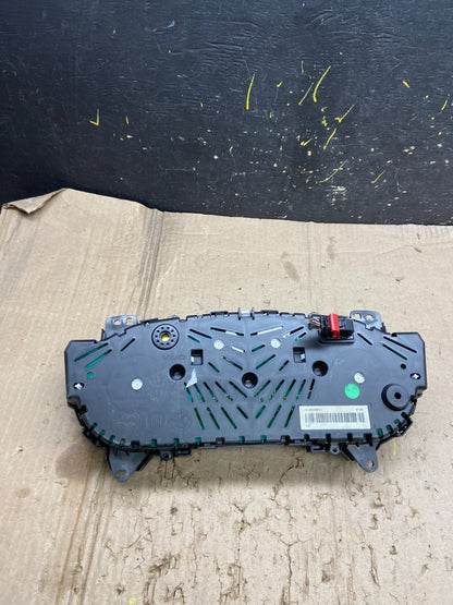 2014 - 2017 Fiat 500L Dash Instrument Cluster Speedometer X6359 DG5