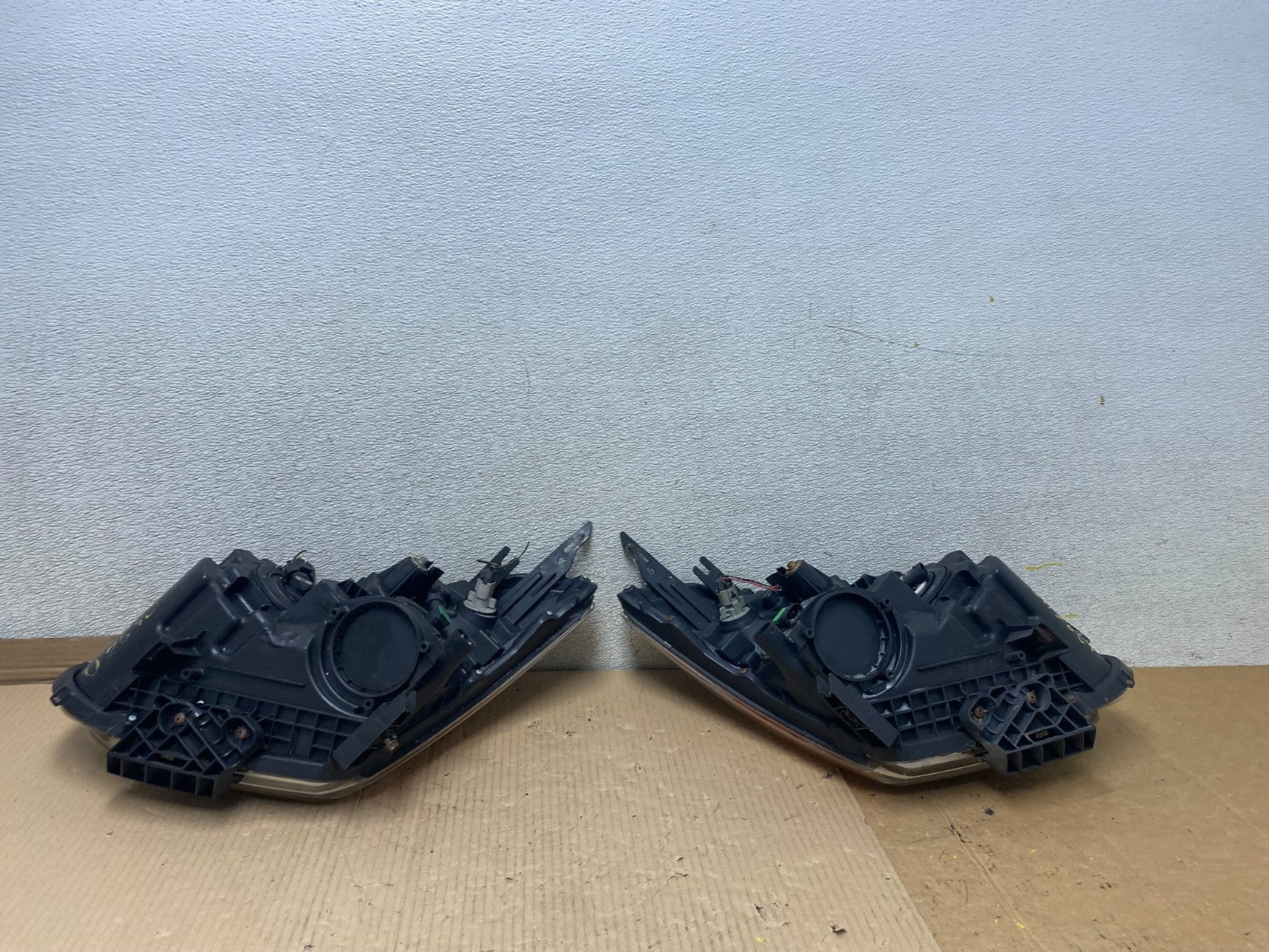 2009 - 2013 Nissan Rogue Left+Right Side Set Halogen Headlights U2640 DW13